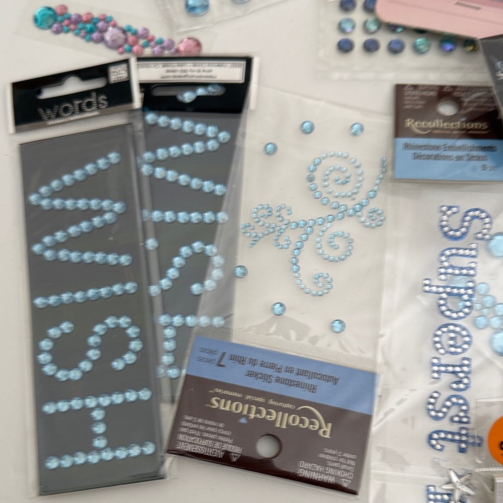 Recollections Blue acrylic rhinestone Embellishment most new some partial - Picture 3 of 7